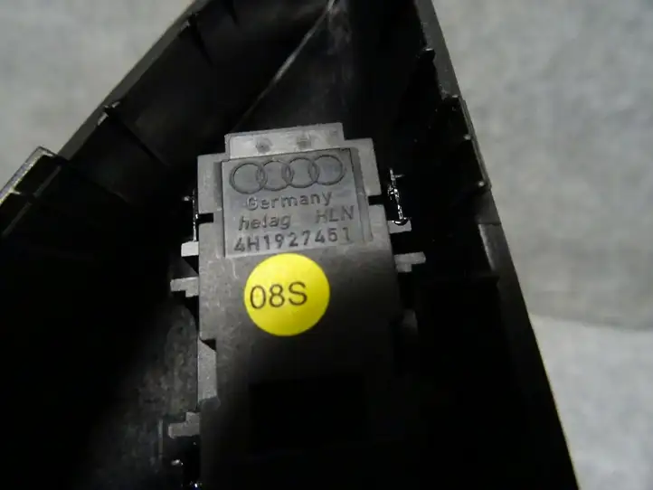 Audi A8 S8 D4 4H (2013 - 2017) 4H1857505 Прочая отделка передней двери — фото 6