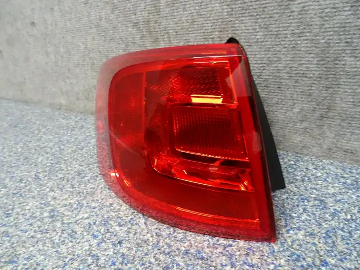 Volkswagen Jetta VI (2011 - 2018) 5C6945095 Задний фонарь в кузове — фото 5