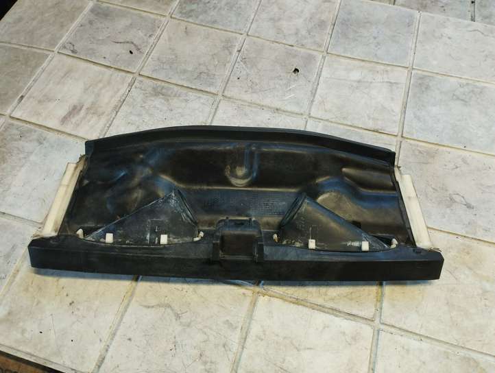 BMW 1 E81 E87 (2004 - 2011)  64316979758 Другая деталь отсека двигателя