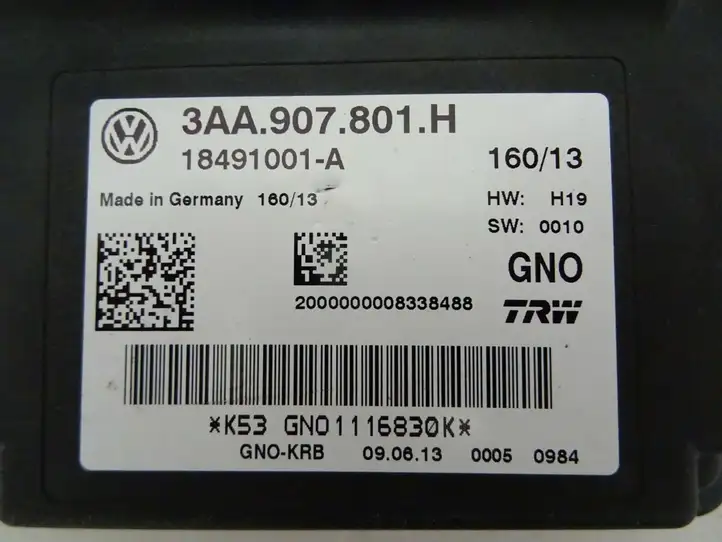Volkswagen PASSAT CC (2008 - 2012) 3AA907801H Блок управления стояночным тормозом — фото 3