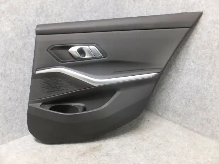BMW 3 G20 G21 (2019 - ) Обшивка задней двери — фото 1