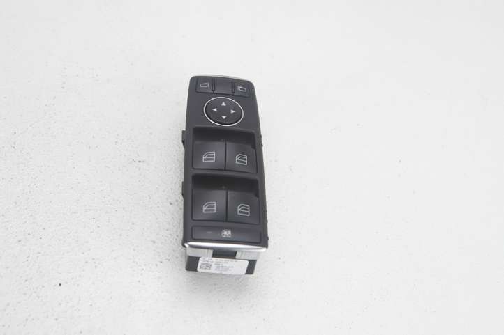 Mercedes-Benz GLA W156 (2013 - 2017)  A1669054300 Кнопка стеклоподъемников