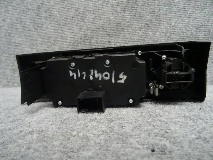 BMW 5 E60 E61 (2004 - 2010) 6988555 Включатель фонарей — фото 6