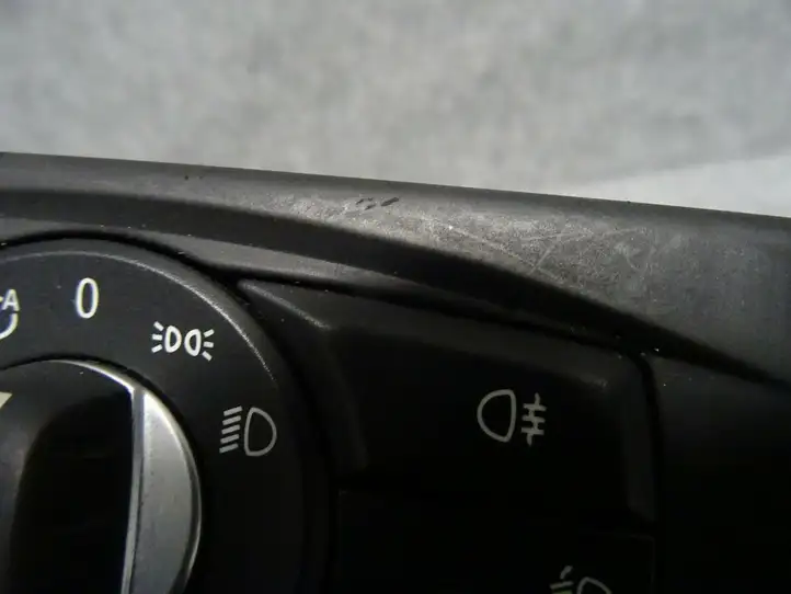 BMW 5 E60 E61 (2004 - 2010) 6988555 Включатель фонарей — фото 9