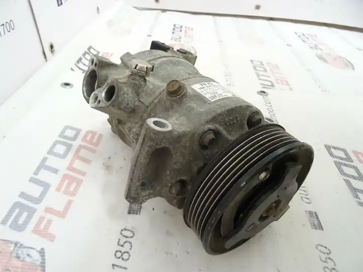 Seat Leon (5F) (2012 - 2019) 5Q0820803C Компрессор (насос) кондиционера воздуха — фото 2