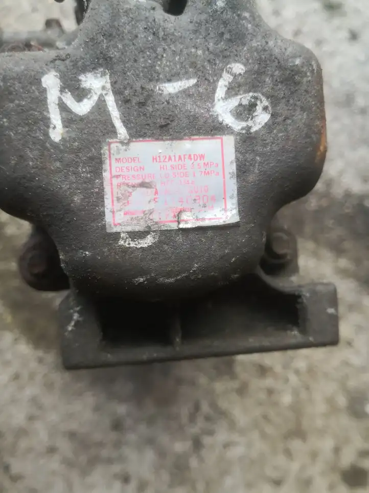 Mazda 6 (2002 - 2005) H12A1AF4DW Компрессор (насос) кондиционера воздуха — фото 2