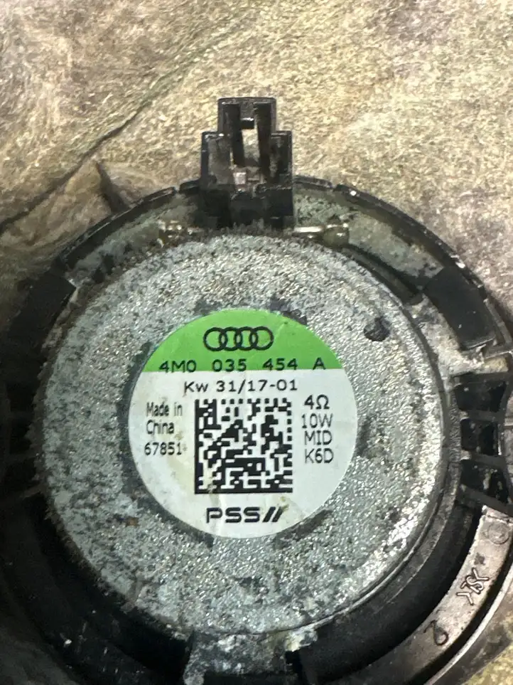 Audi A6 S6 C6 4F (2004 - 2008) 01616522 Ручка крышки багажника — фото 2