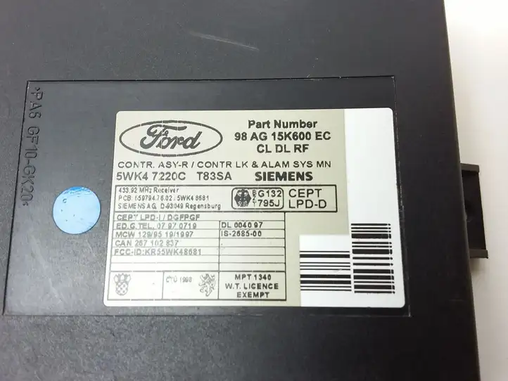 Ford Focus (1998 - 2004) 98AG15K600EC Модуль комфорта — фото 4