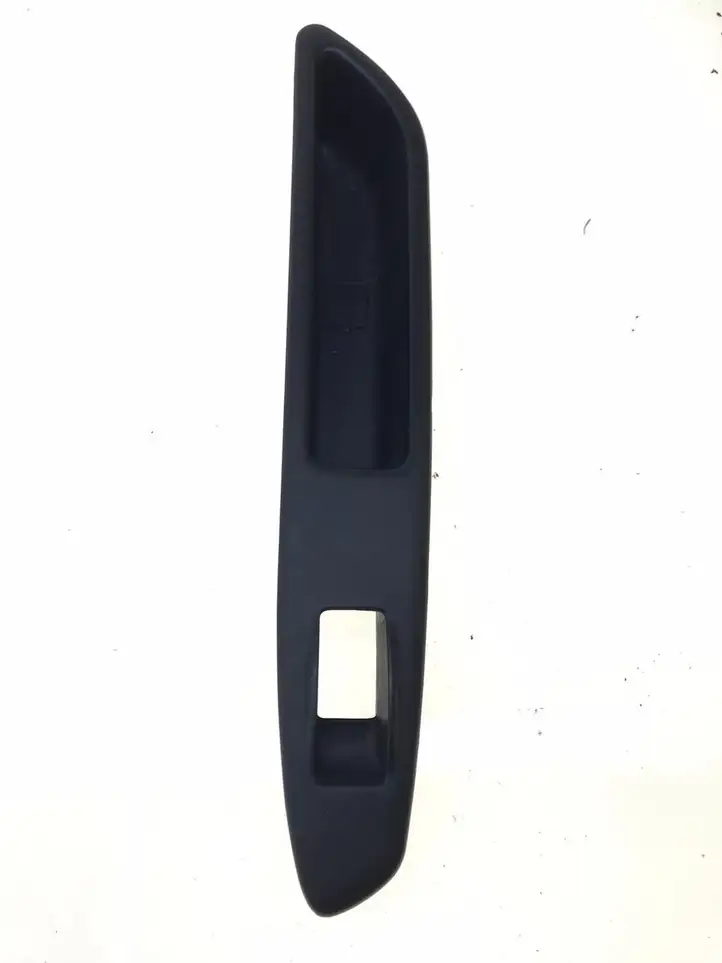 Subaru Forester SG (2006 - 2008) 94266SA061 Накладка кнопки стеклоподъемника — фото 1