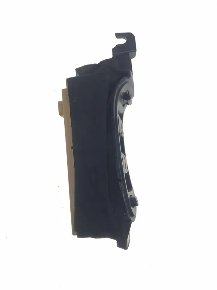 Subaru Outback (2003 - 2007) 83071AG05B Кнопка стеклоподъемников — фото 2