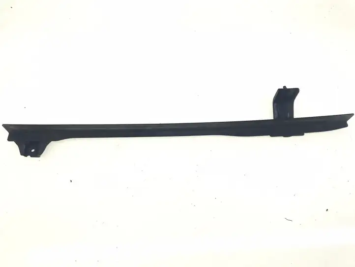 Subaru Forester SG (2006 - 2008) 61153SA000 Направляющая стекла передней двери — фото 1