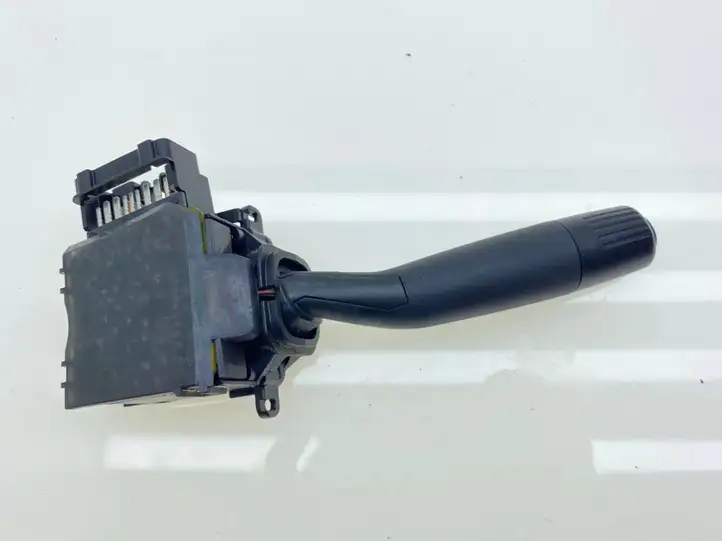 Subaru Forester SG (2006 - 2008) 83114SA030 Переключатель стеклоочистителей — фото 3