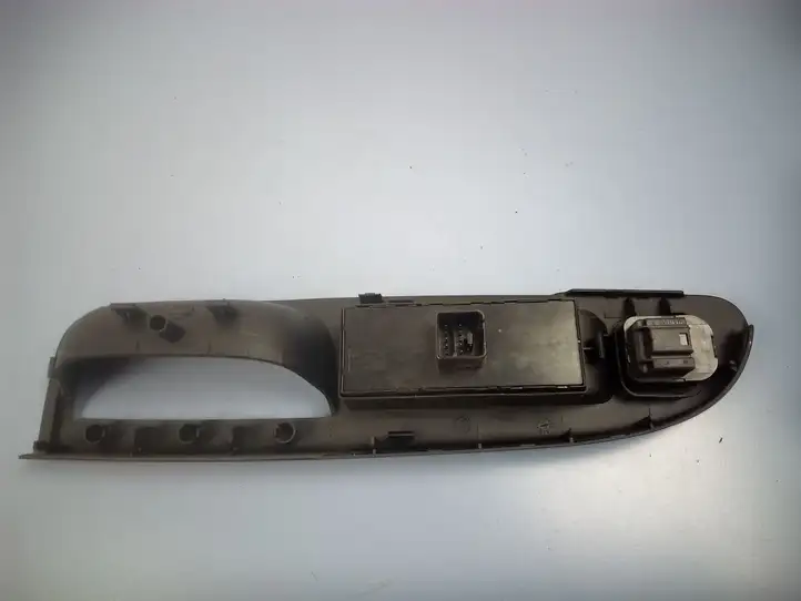 Volkswagen PASSAT B6 (2005 - 2010) 1K4959565H Блок кнопок стеклоподъемников — фото 4