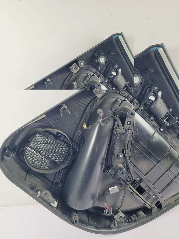 Audi A4 (2011 - 2015)  8K0867305 Обшивка задней двери