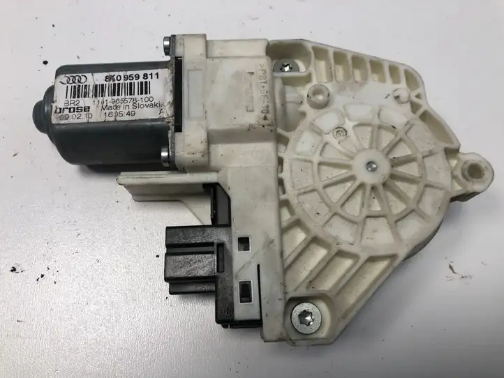 Audi A4 S4 B7 8E 8H (2004 - 2009) 8K0959811 Стеклоподъемник задней двери — фото 1