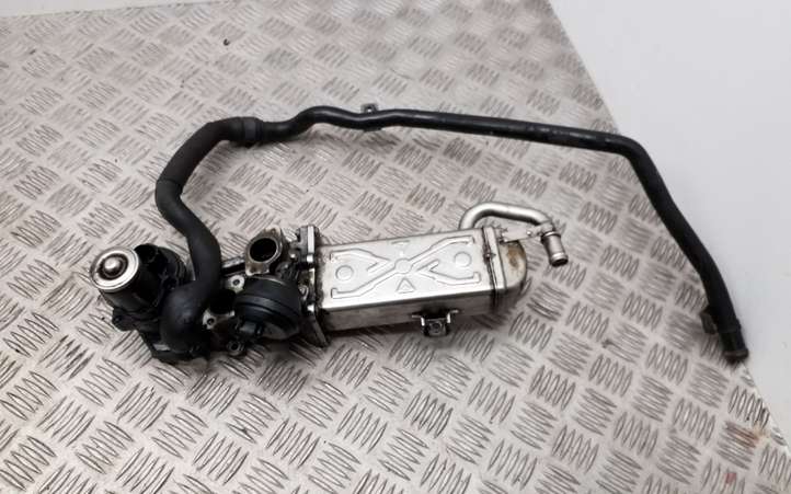 Volkswagen PASSAT B7 (2011 - 2014)  03L131512BL Охладитель EGR