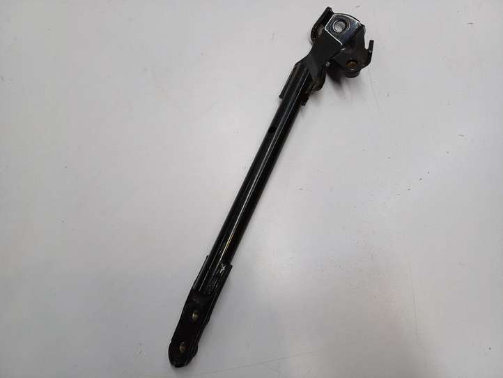 BMW 3 F30 F35 F31 (2012 - 2018)  2284857 Другая деталь отсека двигателя