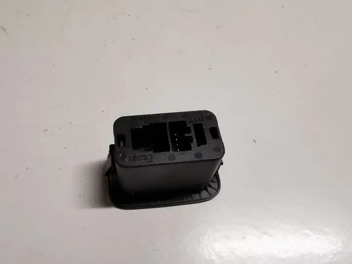 Land Rover Range Rover L405 (2012 - 2017) 31412055AA02 Кнопка открытия задней двери — фото 3