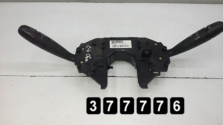 Citroen C4 (2004 - 2008) 345657366242z3 Другие включатели / ручки/ переключатели — фото 1