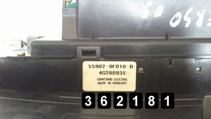 Toyota Corolla Verso AR10 (2004 - 2009) # 559000f030 559020f010b Блок управления климат-контролем — фото 3