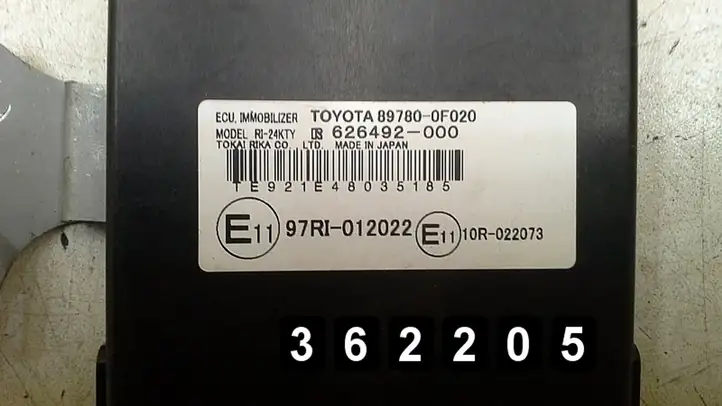 Toyota Corolla Verso AR10 (2004 - 2009) # 897800f020 626492000 Блок управления двигателем (ЭБУ) — фото 2
