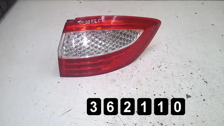 Ford Mondeo MK IV (2007 - 2014) # 7S7113404B DEFECT Задний фонарь в кузове — фото 1
