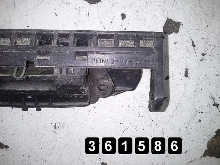 Citroen Xsara Picasso (1999 - 2012) 9633343577 Наружная ручка двери — фото 3