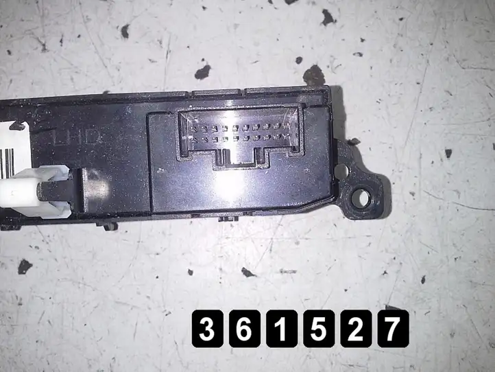 Hyundai i20 (PB PBT) (2012 - 2014) 937501j5104x Другие включатели / ручки/ переключатели — фото 3