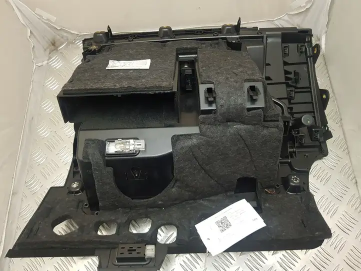 Audi A8 S8 D4 4H (2010 - 2014) 4H2857095 Вещевой ящик — фото 5