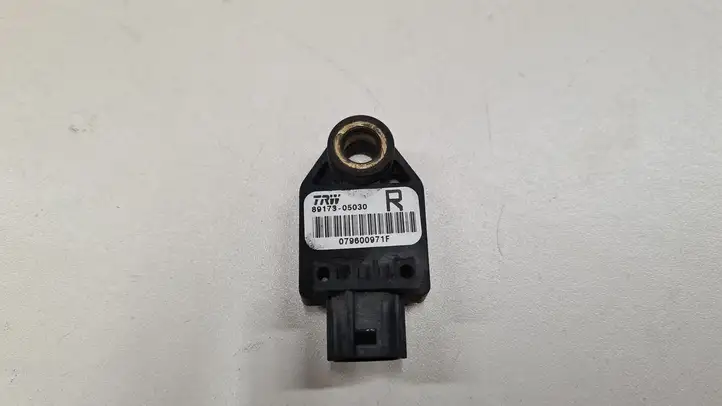 Toyota Avensis T250 (2006 - 2009) 8917305030 Датчик удара SRS — фото 1
