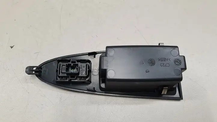 Fiat Croma (2005 - 2011) 29438 Блок кнопок стеклоподъемников — фото 3