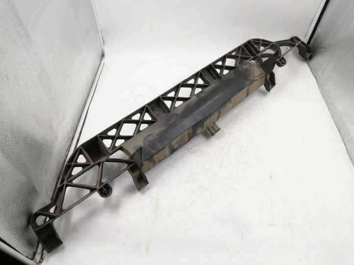 Audi Q7 (2005 - 2009)  4L0807329  Держатель заднего бампера (кронштейн)