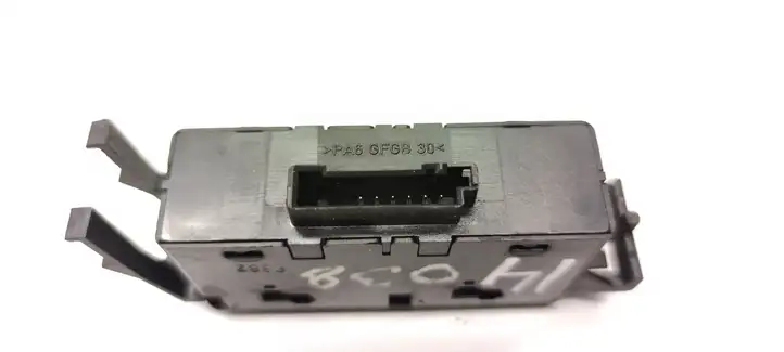 BMW 3 E46 (1998 - 2005) 61318381514 Кнопка стеклоподъемников — фото 2