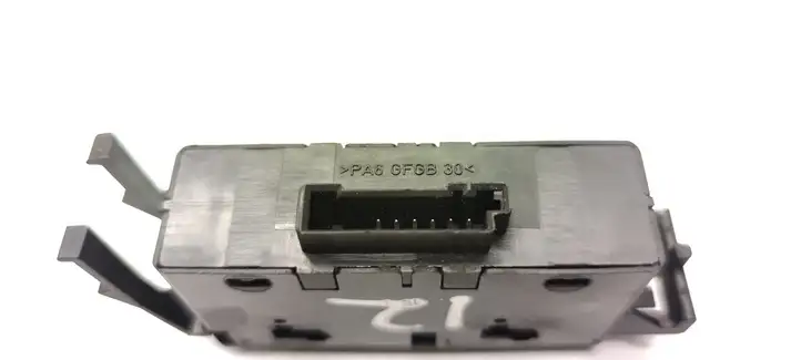 BMW 3 E46 (1998 - 2005) 61318381514 Кнопка стеклоподъемников — фото 2