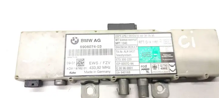 BMW 3 E46 (1998 - 2005) 690607403 Усилитель антенны — фото 3