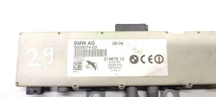 BMW 3 E46 (1998 - 2005) 690607403 Усилитель антенны — фото 3