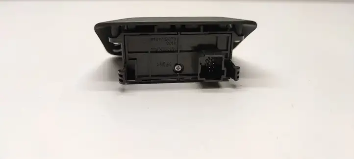 Volvo S60 (2013 - 2018) 31343242 Кнопка ручного тормоза — фото 3