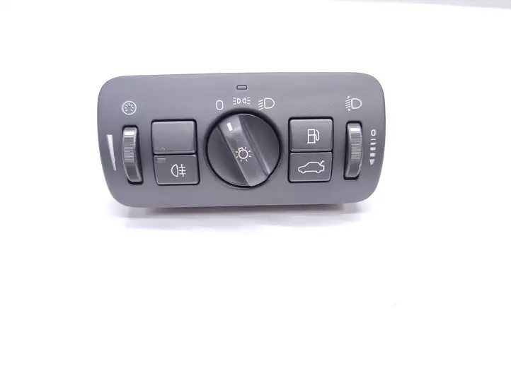 Volvo XC60 (2008 - 2013) 30739413 Включатель фонарей — фото 2