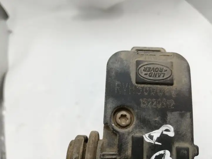 Land Rover Range Rover L322 (2009 - 2012) RVH500060 Блок клапанов пневмоподвески — фото 3