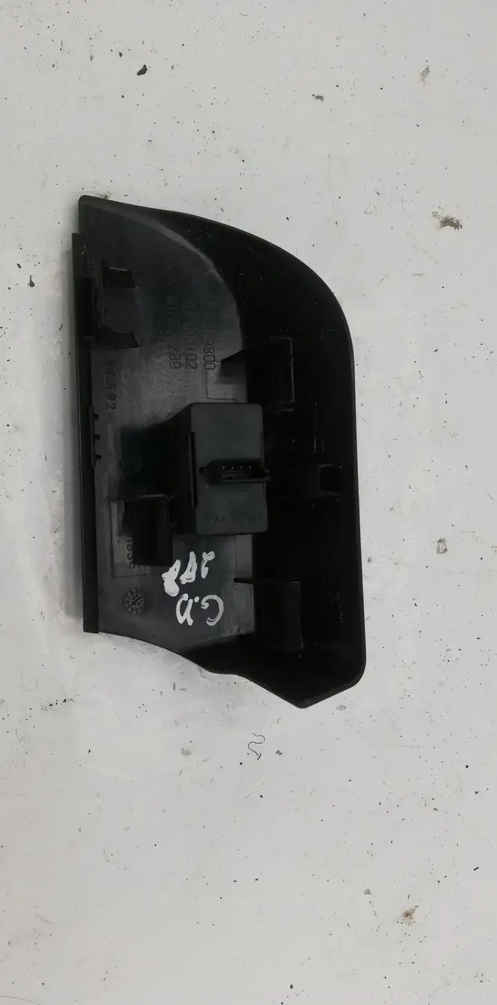 Land Rover Range Rover L322 (2009 - 2012) 6901289 Блок кнопок стеклоподъемников — фото 2