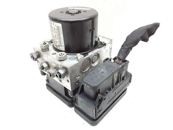 Volvo V70 (2007 - 2013)  31261142 Блок ABS