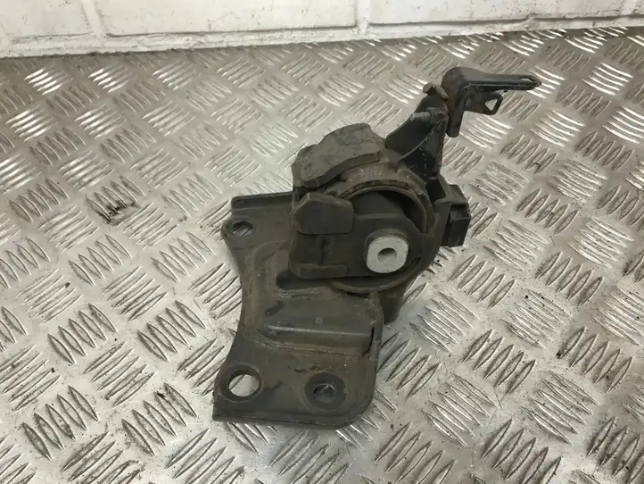 Toyota Auris E180 (2012 - 2018) Опора двигателя — фото 2