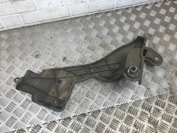 Toyota Auris E180 (2012 - 2018) 5762802100 Защита днища задней части — фото 3