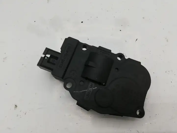 BMW X5 E70 (2006 - 2013) 9298880 Двигатель задвижки потока воздуха — фото 2