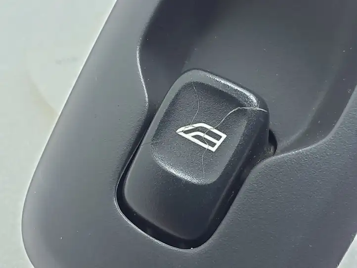Volvo V70 (2007 - 2013) 30658696 Кнопка стеклоподъемников — фото 2