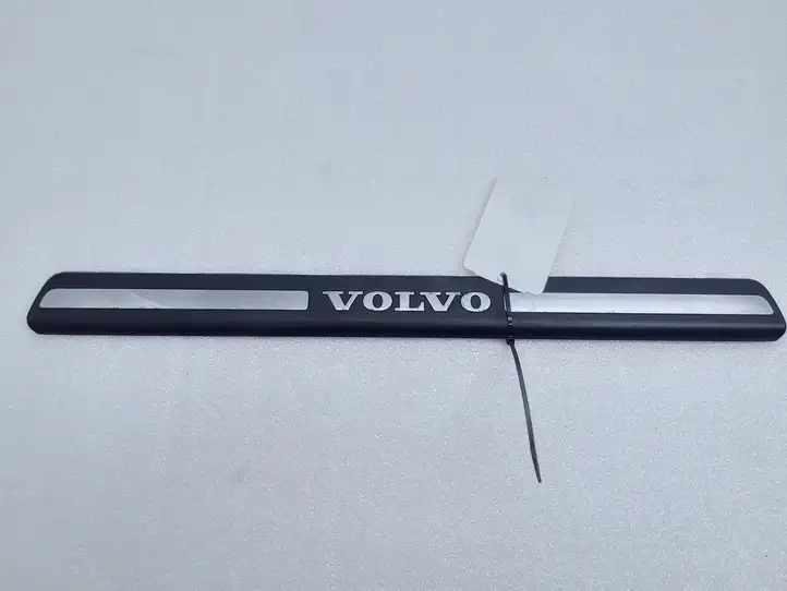 Volvo S80 (2006 - 2009) 8659960 Внутренняя отделка переднего порога — фото 1