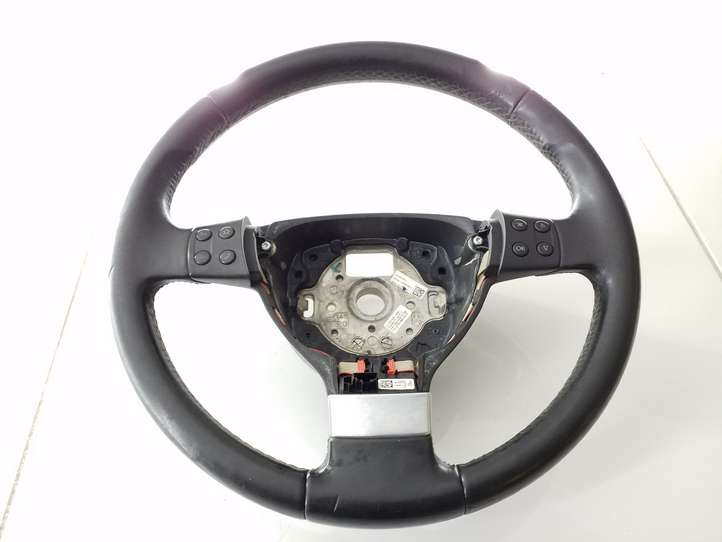Volkswagen Golf Plus (2008 - 2014)  61866184C Руль