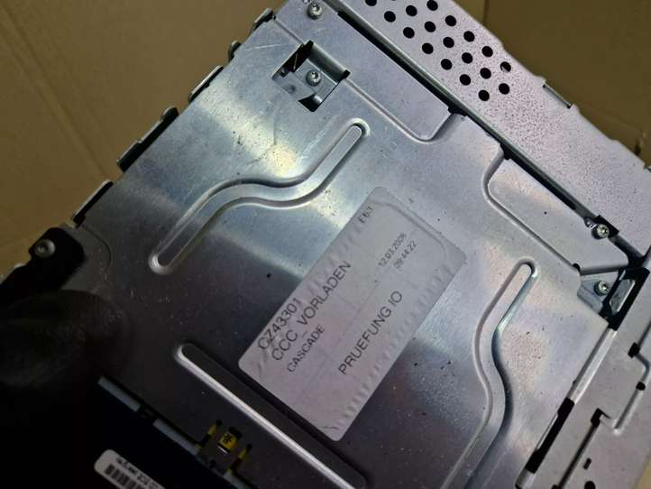 BMW 6 E63 E64 (2002 - 2010)  6583918552801 CD/DVD чейнджер