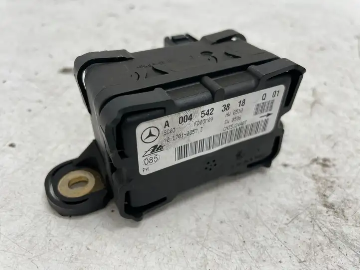 Mercedes-Benz ML W164 (2005 - 2011) A0045423818 Прочие блоки управления — фото 1