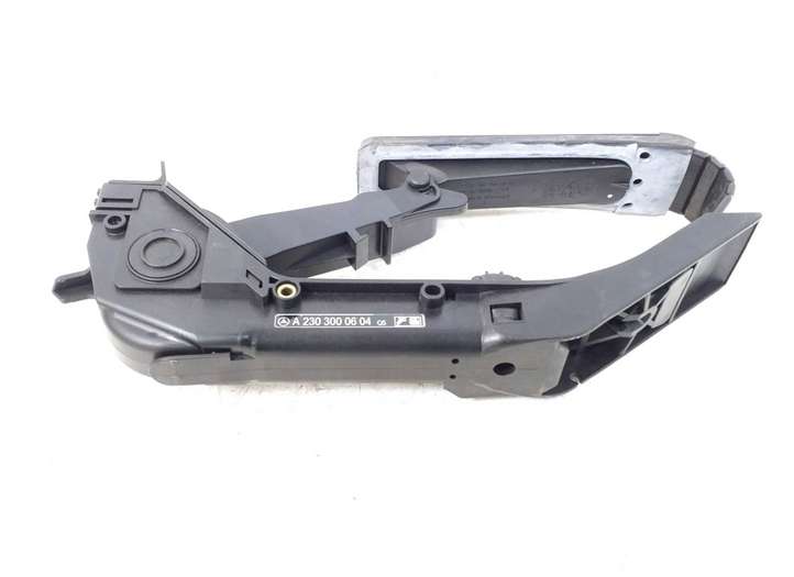 Mercedes-Benz SL R230 (2001 - 2012)  A2303000604 Педаль акселератора